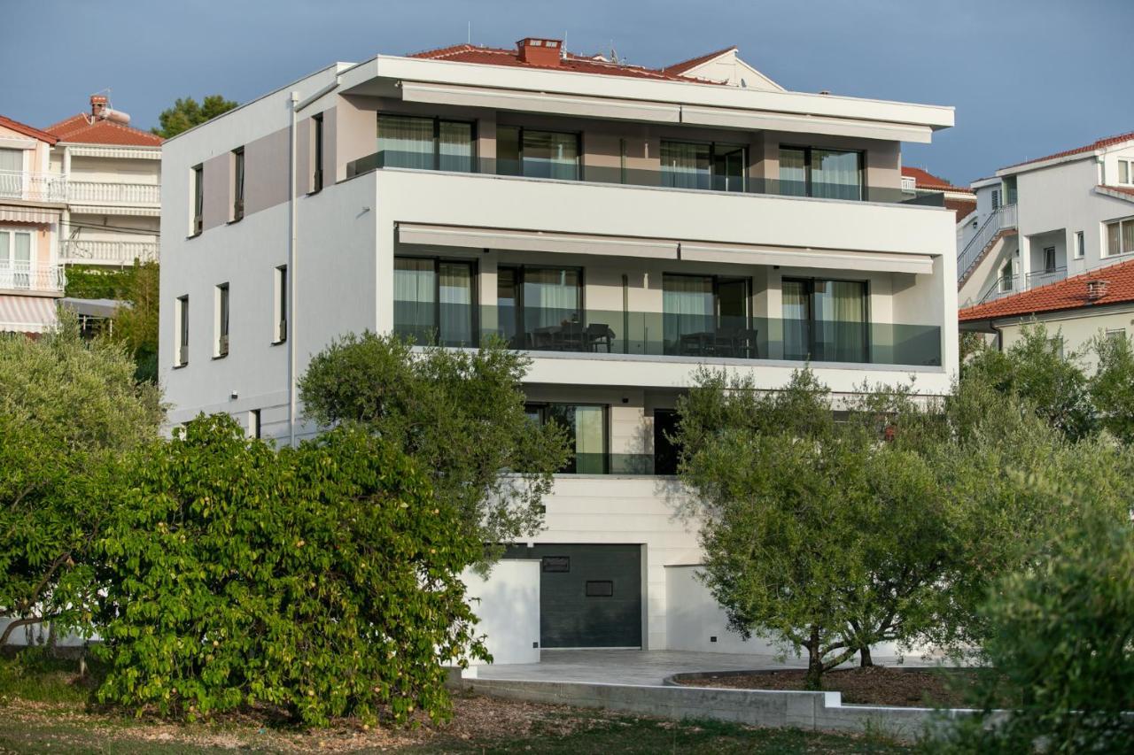 Villa Dora Trogir Exterior foto