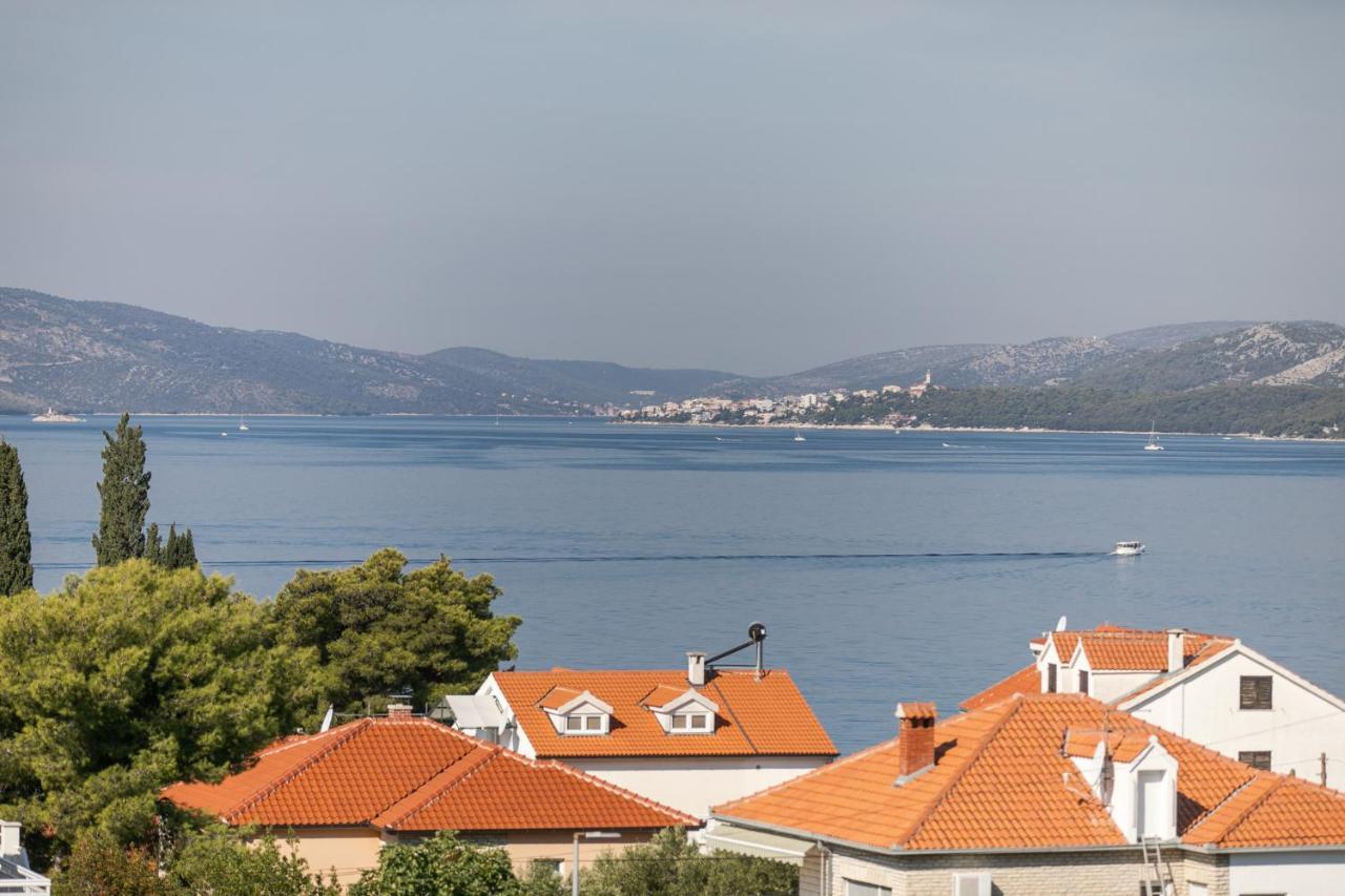 Villa Dora Trogir Exterior foto